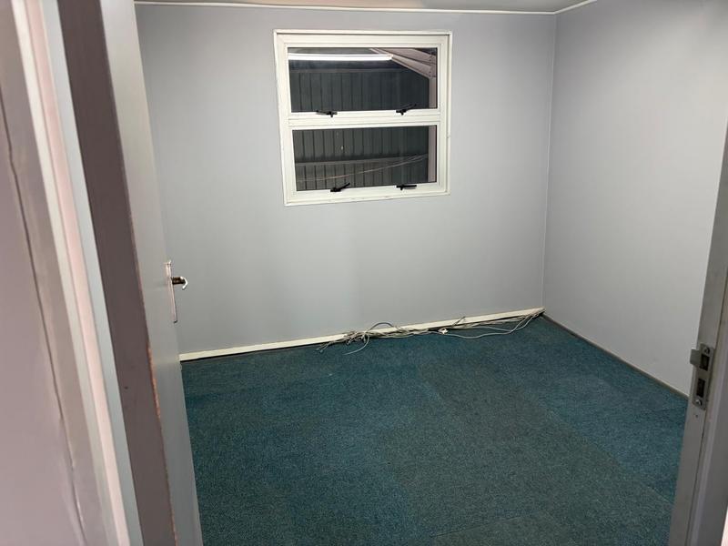 To Let Commercial Property for Rent in Cotswold Eastern Cape